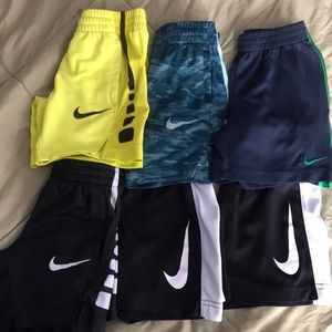 Lot of size 4 toddler Nike shorts-6 total shorts
